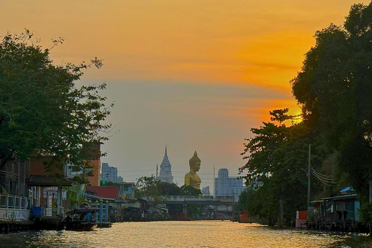Unseen Bkk Boat & Road Bangkok Tour